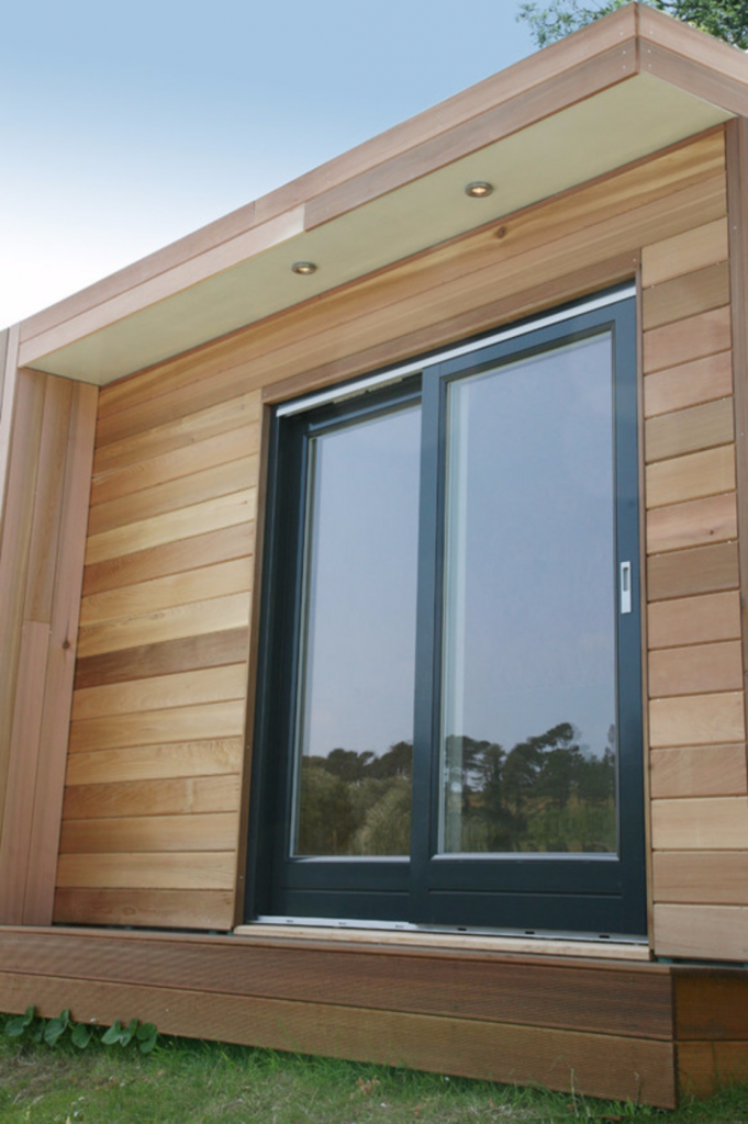 The garden box – a super insulated garden room product from Building with Boxes